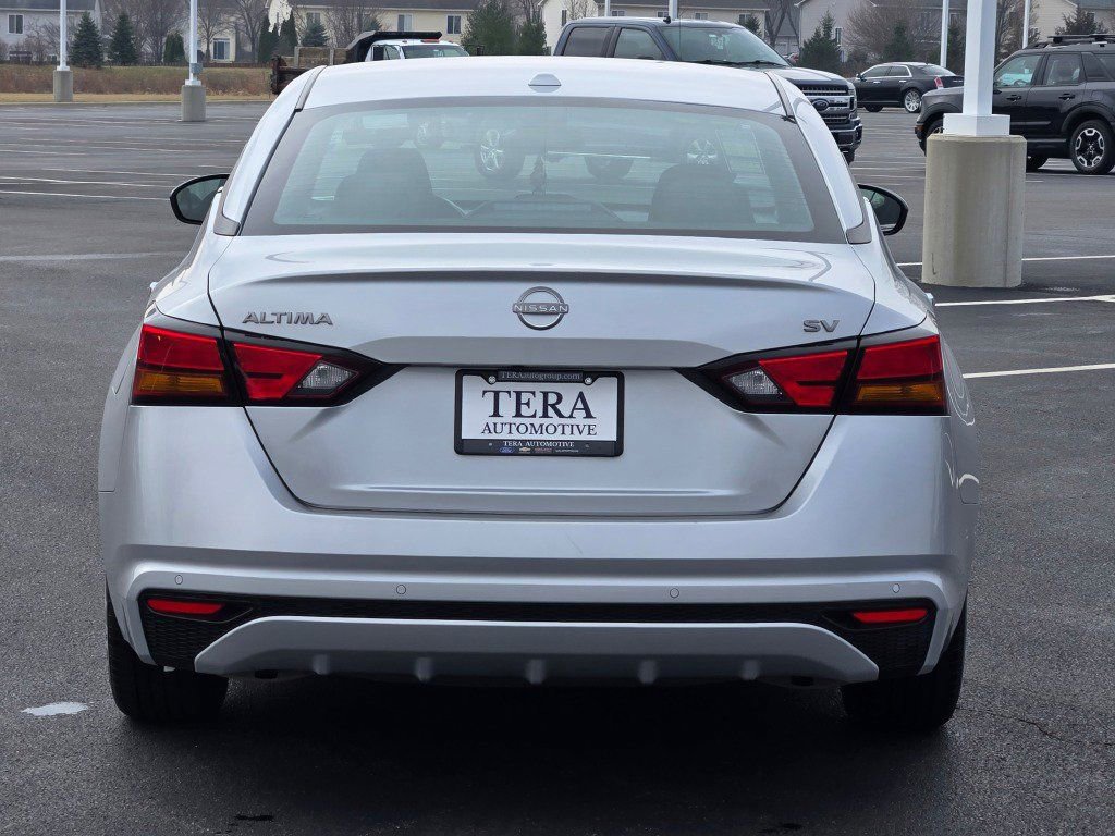 Used 2023 Nissan Altima 2.5 SV image 12