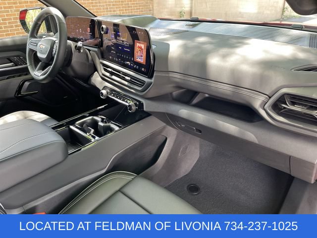 Used 2025 Chevrolet Silverado EV LT AWD/4WD image 28