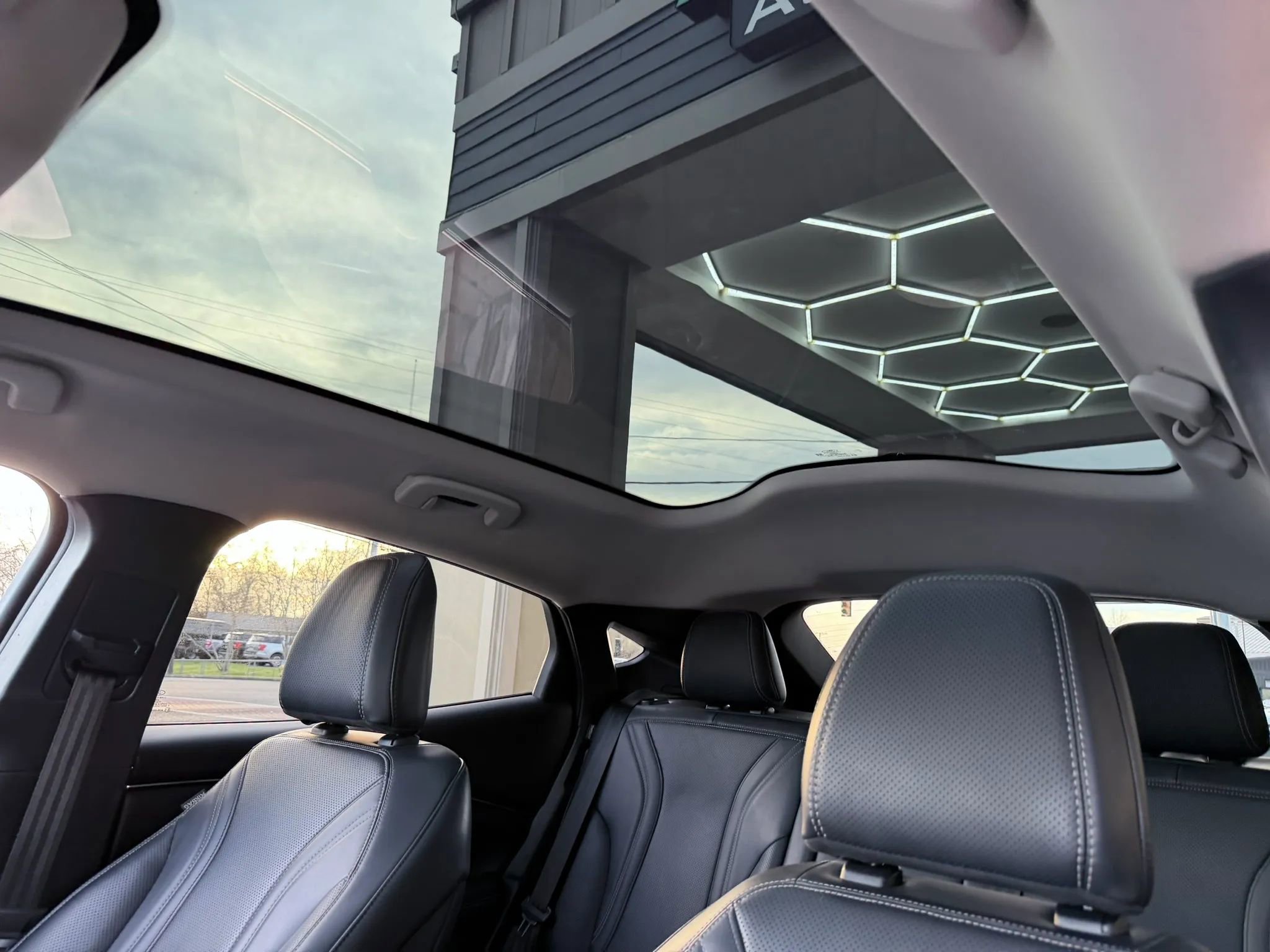 Used 2021 Ford Mustang Mach-E Premium image 28