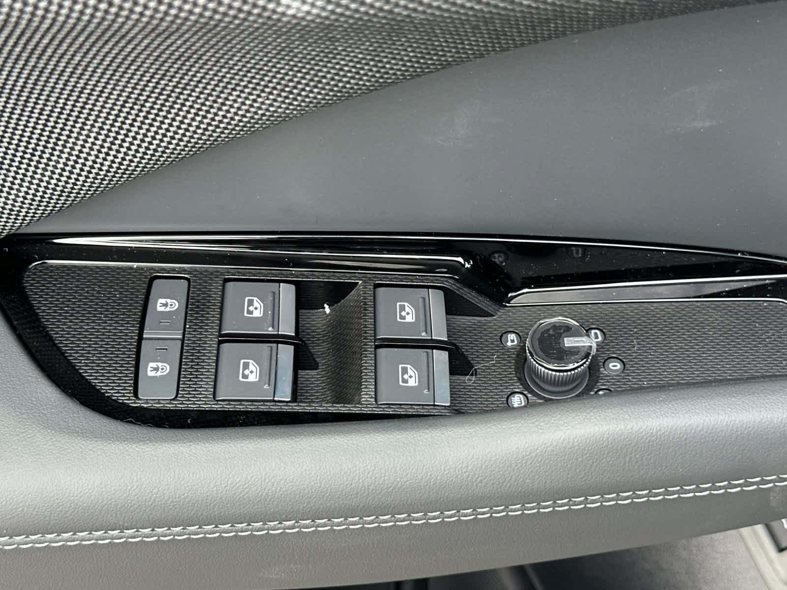 New 2026 Audi Q3 quattro 2.0T AWD/4WD image 13