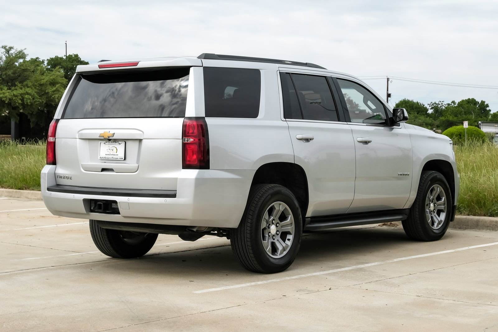 Used 2020 Chevrolet Tahoe LS RWD image 8