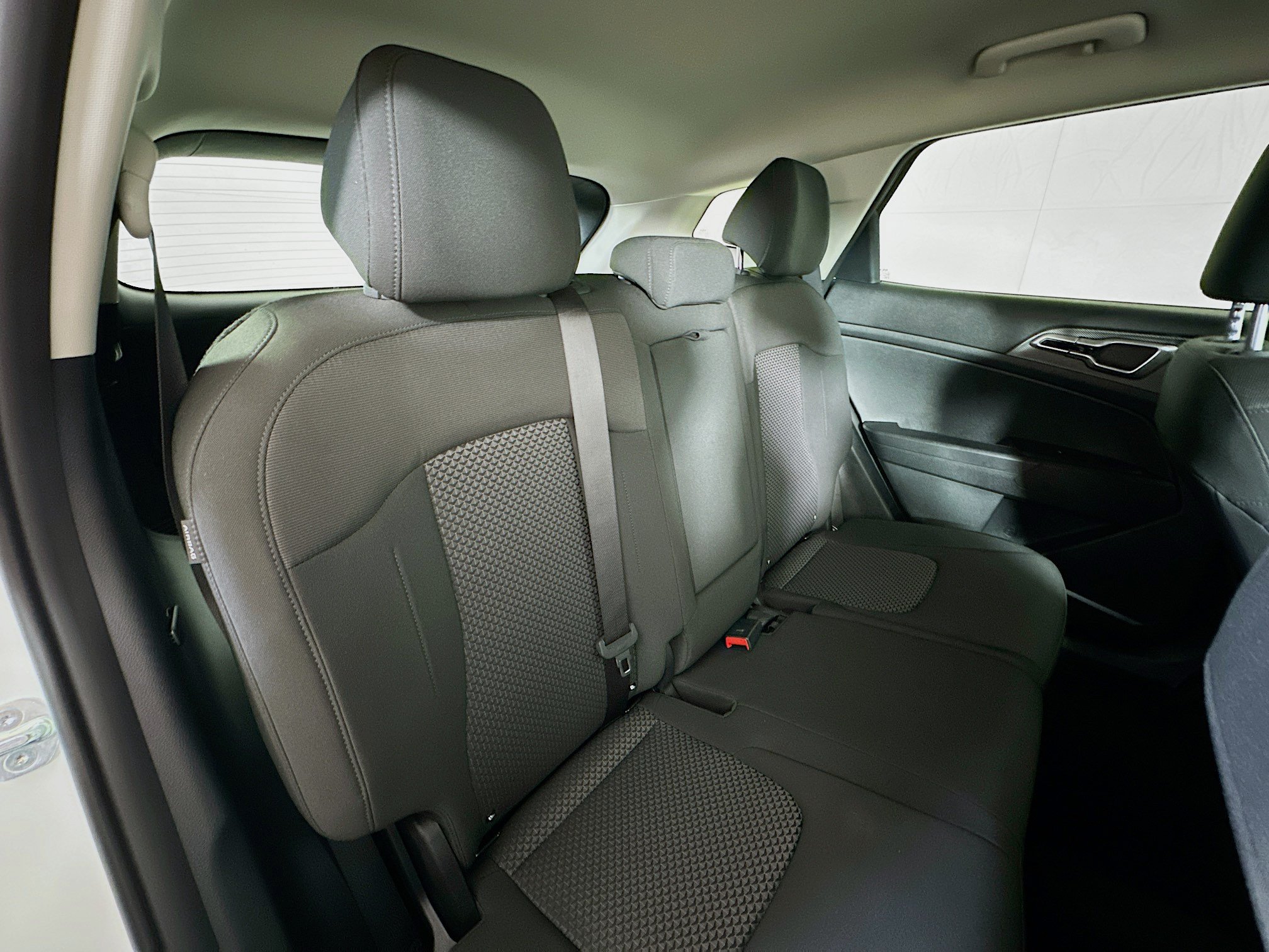 Certified 2025 Kia Sportage LX AWD/4WD image 25