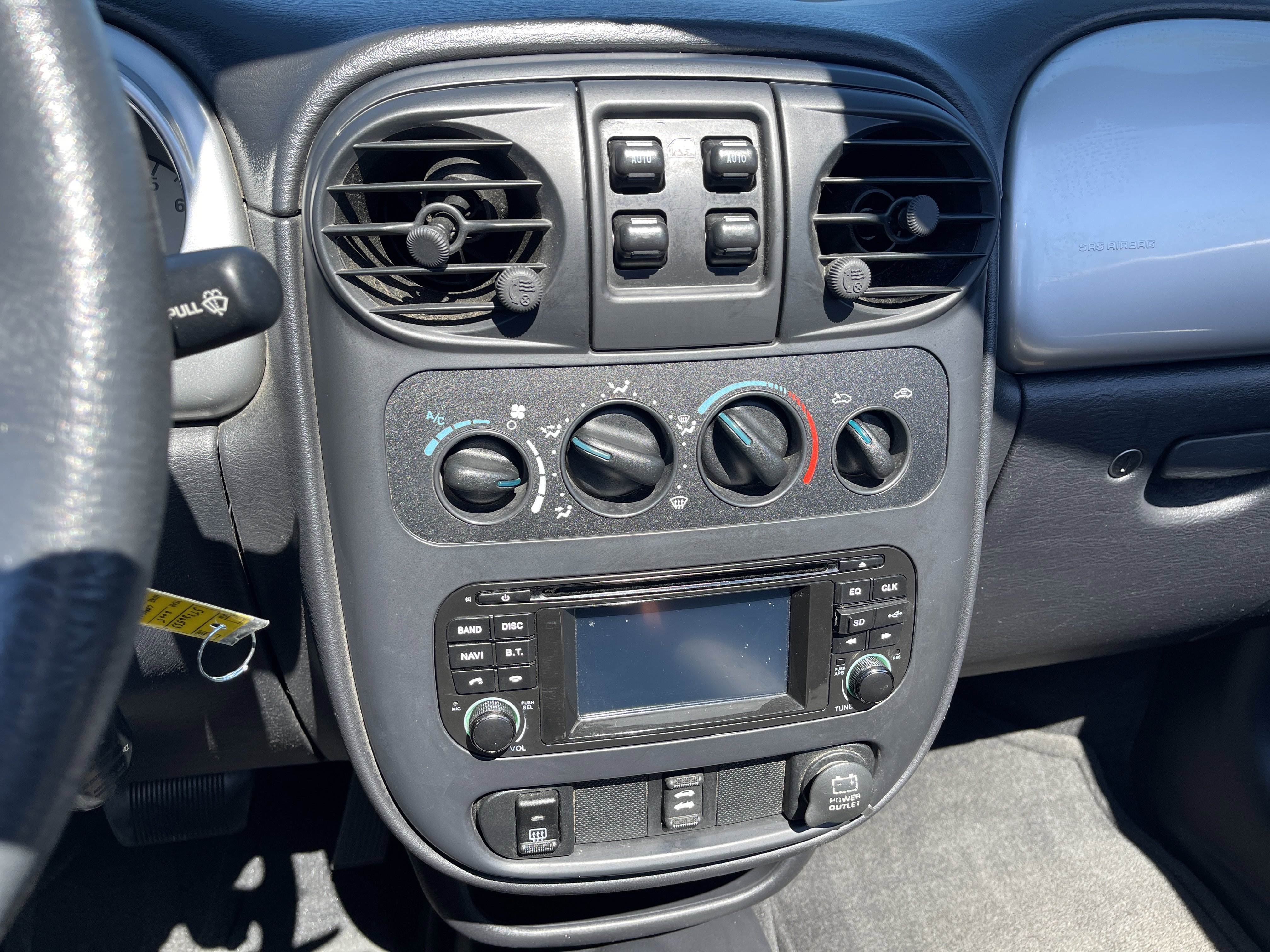 Used 2005 Chrysler PT Cruiser Touring FWD image 16