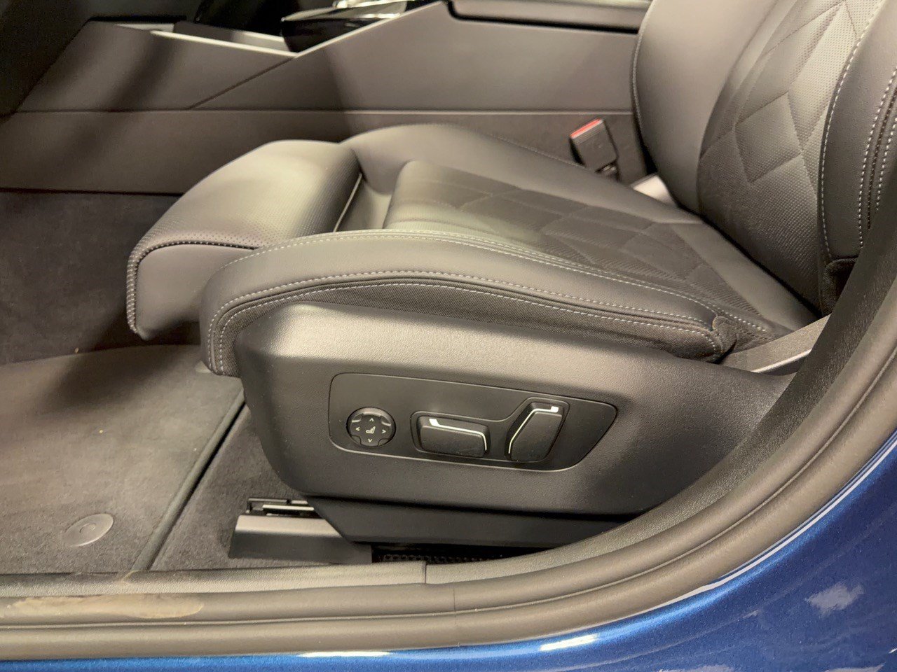 Certified 2026 BMW 530i RWD image 16