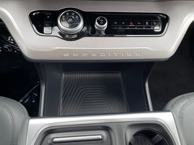 New 2026 Ford Expedition Max Active image 18