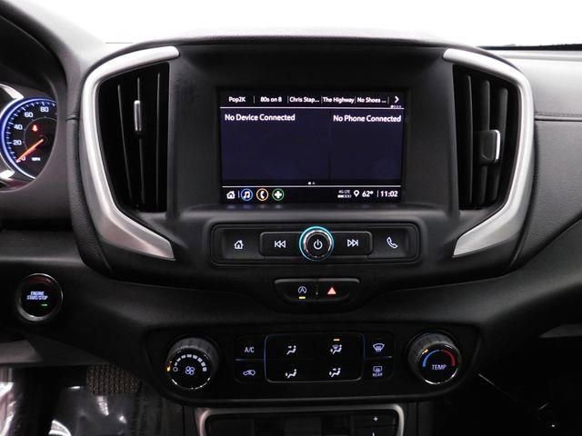 Used 2024 GMC Terrain SLE image 34