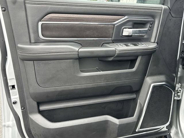 Used 2026 RAM 2500 Laramie AWD/4WD image 17