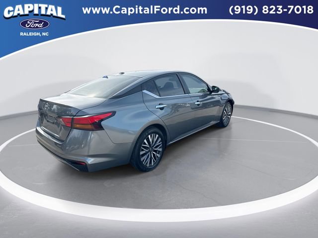 Used 2024 Nissan Altima 2.5 SV image 8