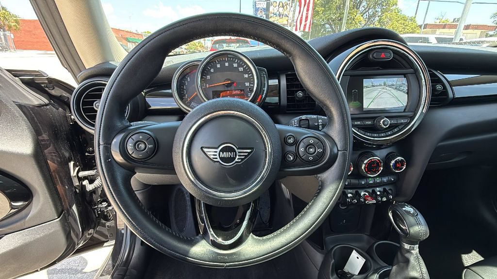 Used 2019 MINI Cooper 2-Door Hardtop FWD image 26