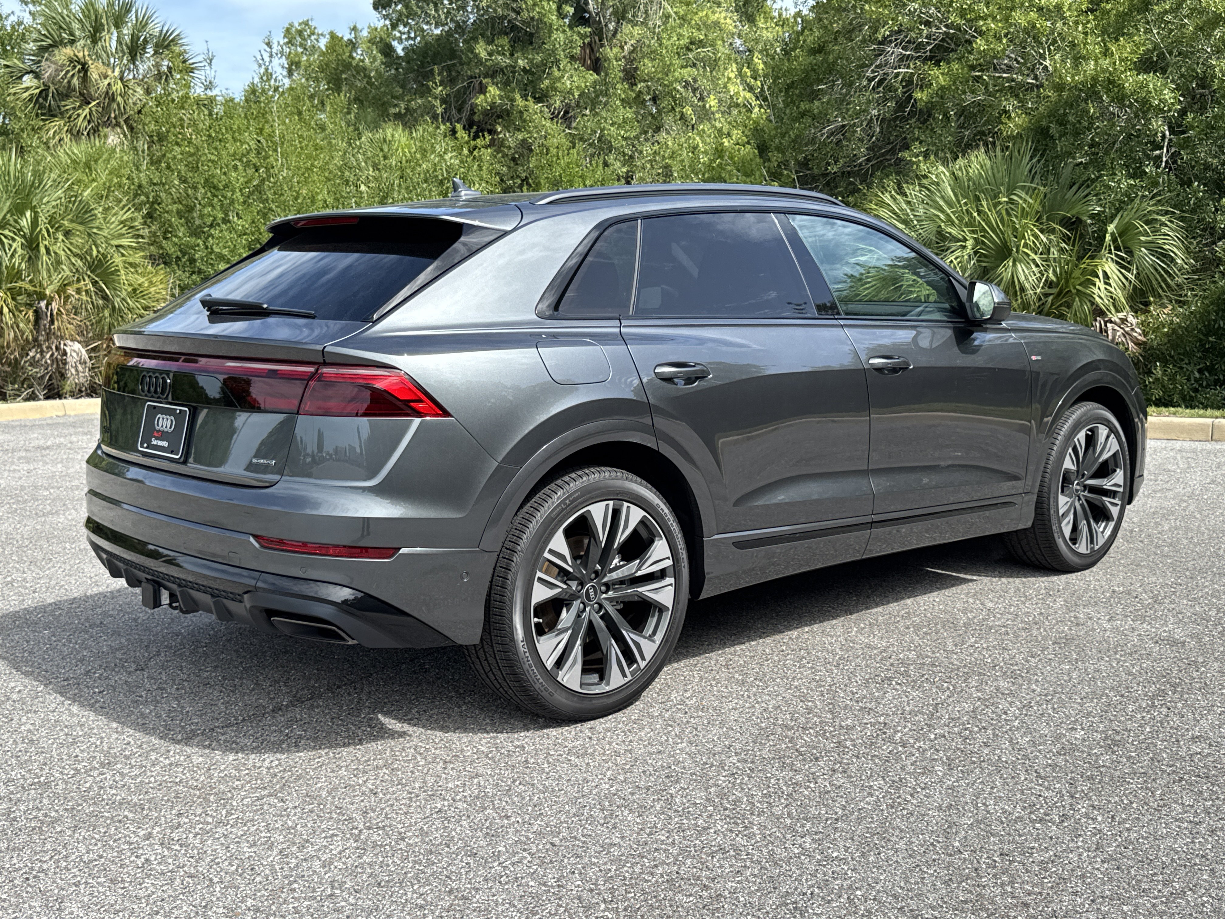 New 2026 Audi Q8 Premium Plus AWD/4WD image 4