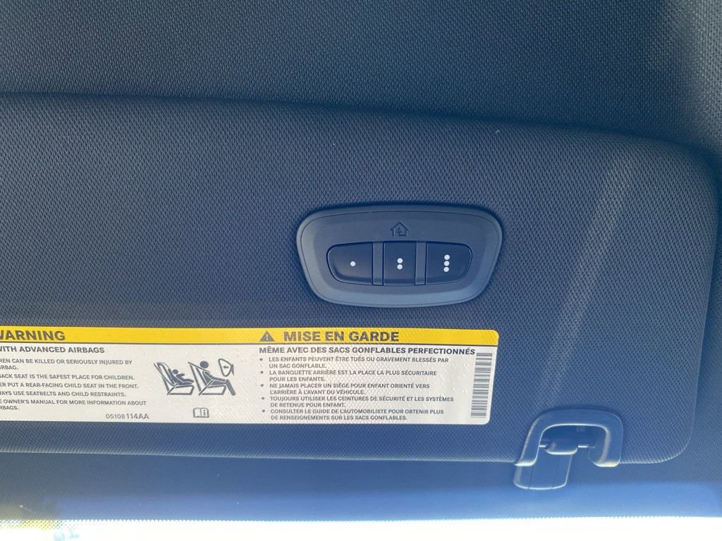 New 2026 Chrysler Pacifica Select w/ S Appearance Package image 37