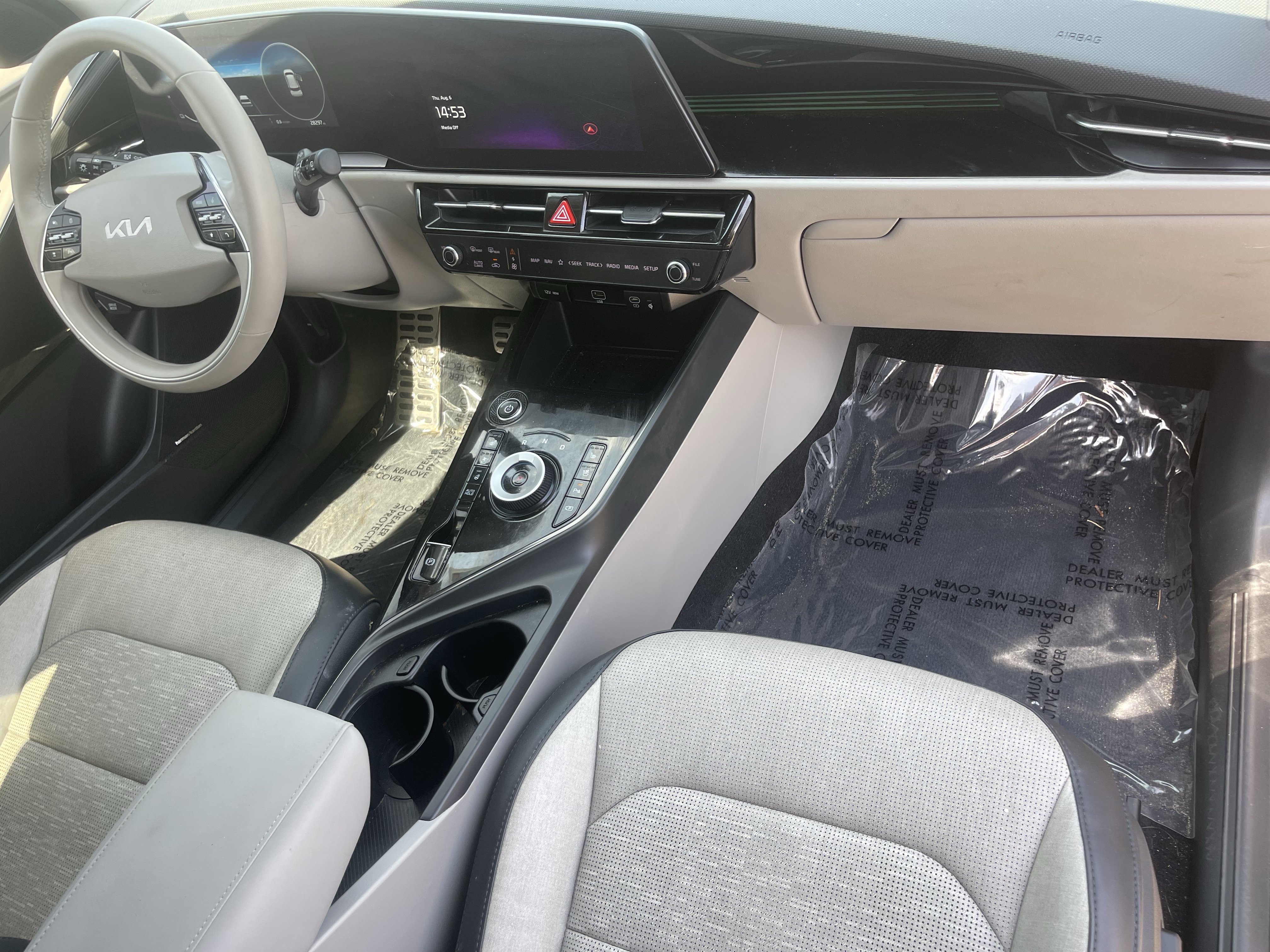 Certified 2023 Kia Niro Wave FWD image 11