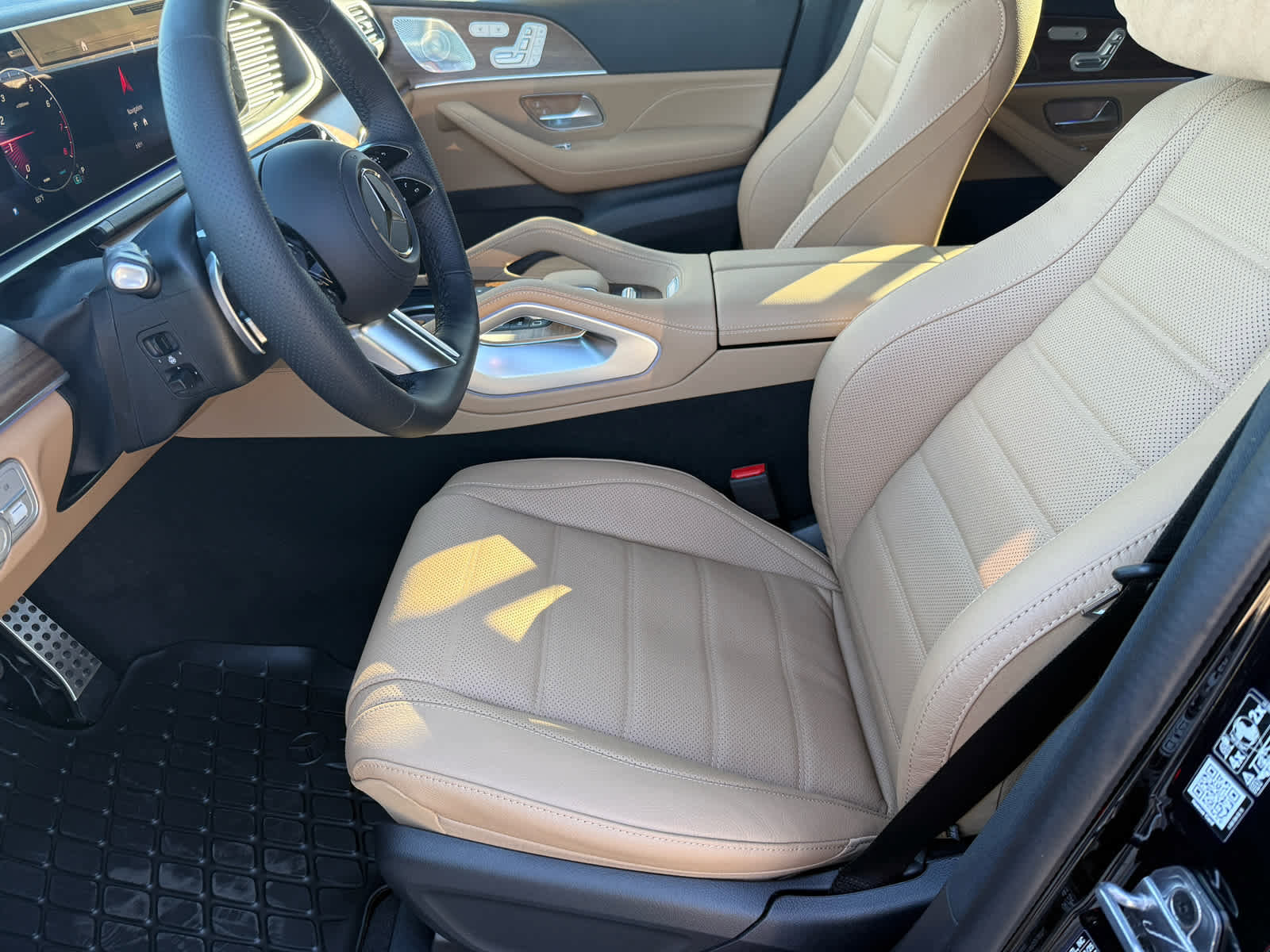 New 2026 Mercedes-Benz GLS 580 4MATIC image 10