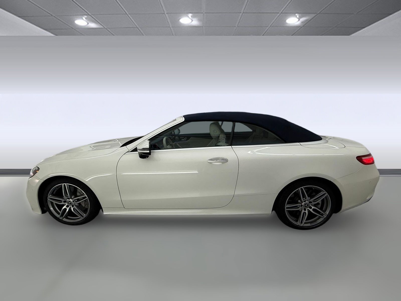 Certified 2019 Mercedes-Benz E 450 Cabriolet image 2