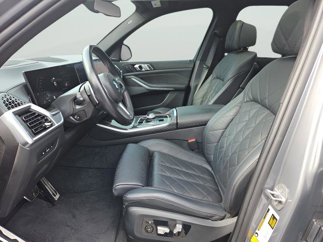 Used 2024 BMW X5 M60i image 12