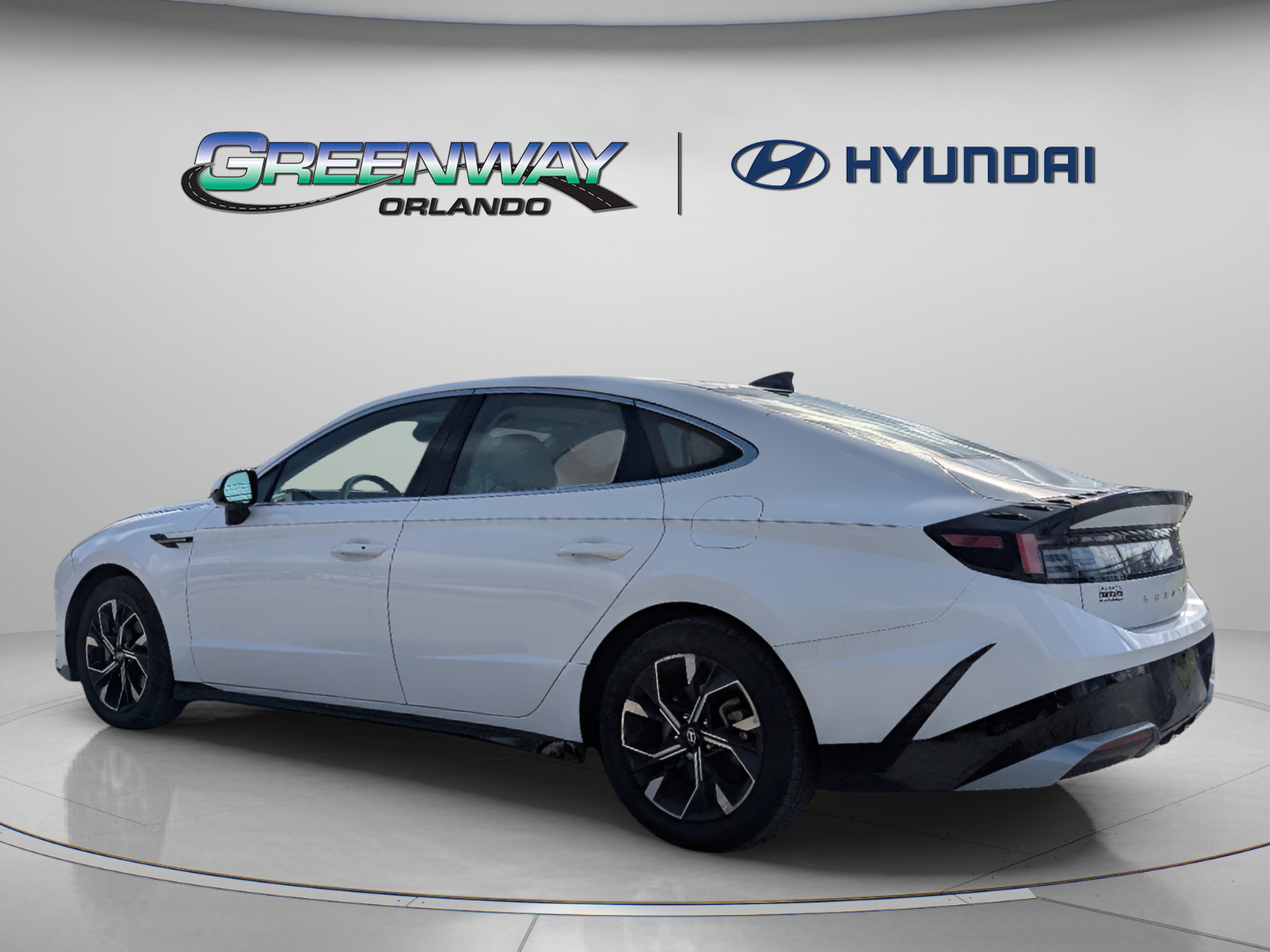 Certified 2024 Hyundai Sonata SEL FWD image 6