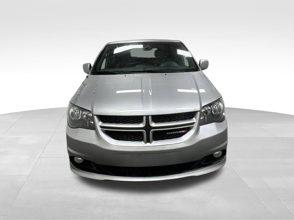 Used 2019 Dodge Grand Caravan GT w/ Safety Sphere Group FWD image 3