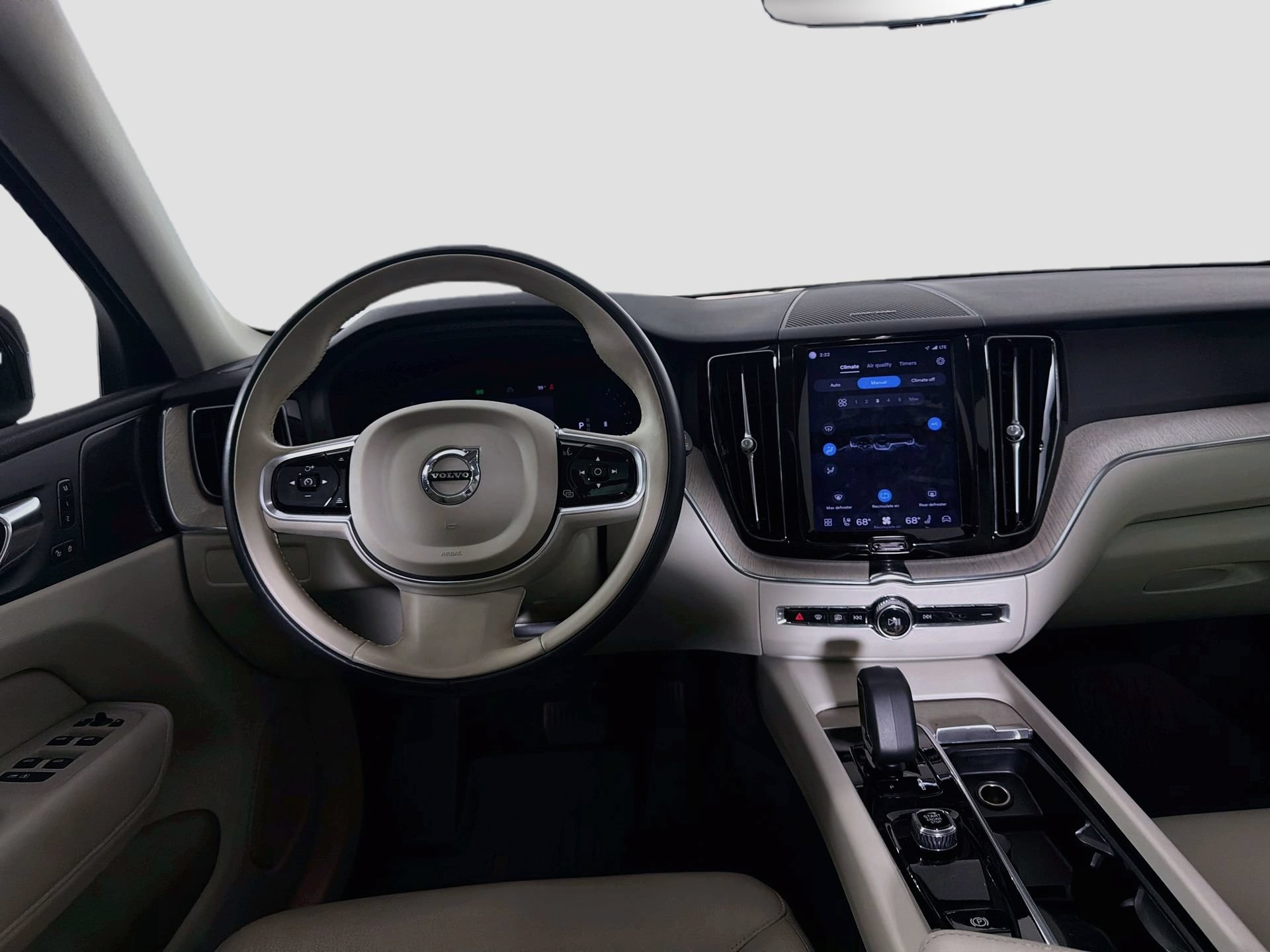 Certified 2023 Volvo XC60 B5 Plus w/ Protection Package Premier FWD image 24