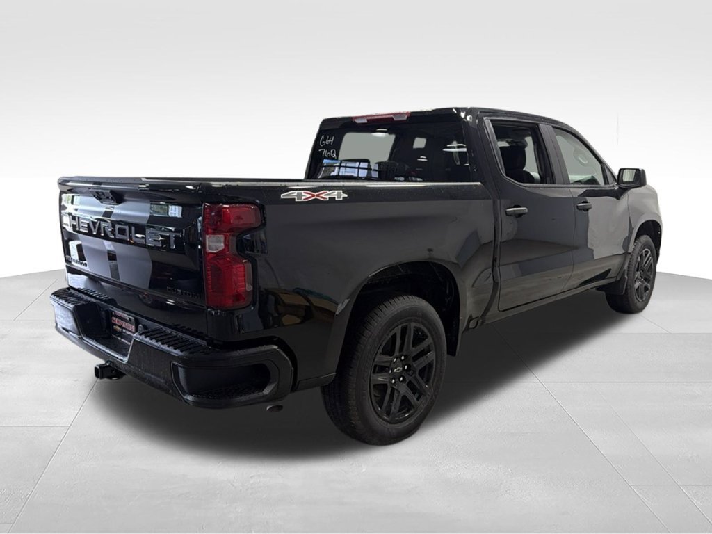 New 2026 Chevrolet Silverado 1500 Custom w/ Rally Edition AWD/4WD image 10