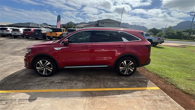 Used 2022 Kia Sorento SX image 2