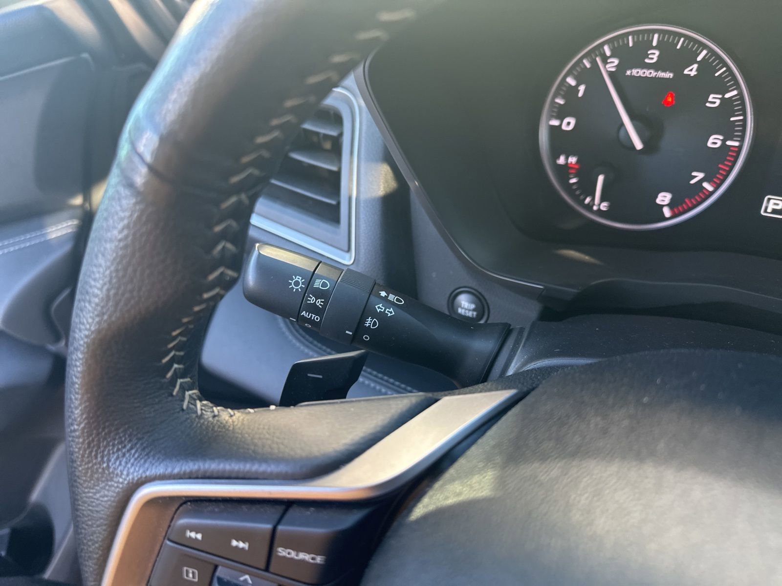 Used 2024 Subaru Ascent Limited w/ Technology Package image 13