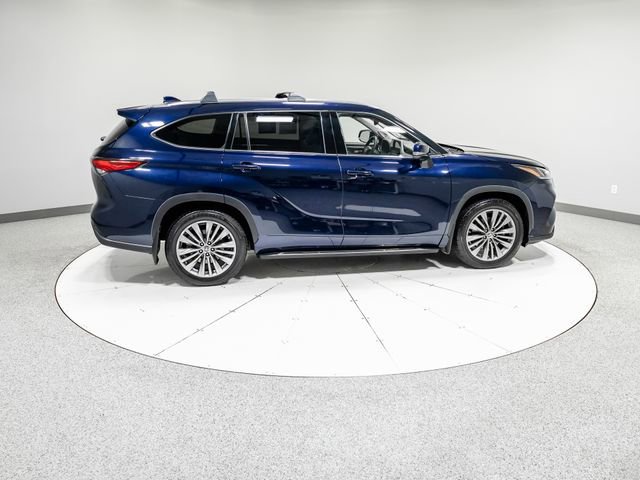 Used 2020 Toyota Highlander Platinum AWD/4WD image 36