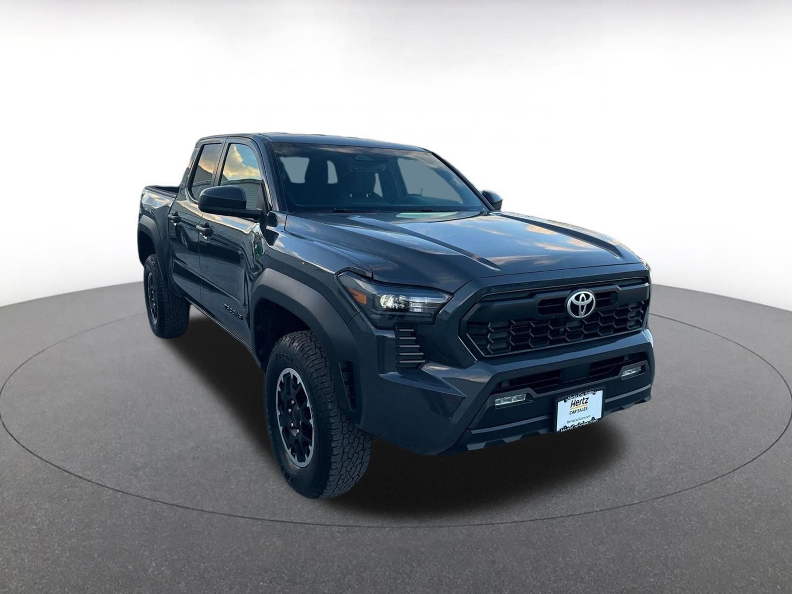 Used 2025 Toyota Tacoma TRD Off-Road image 1