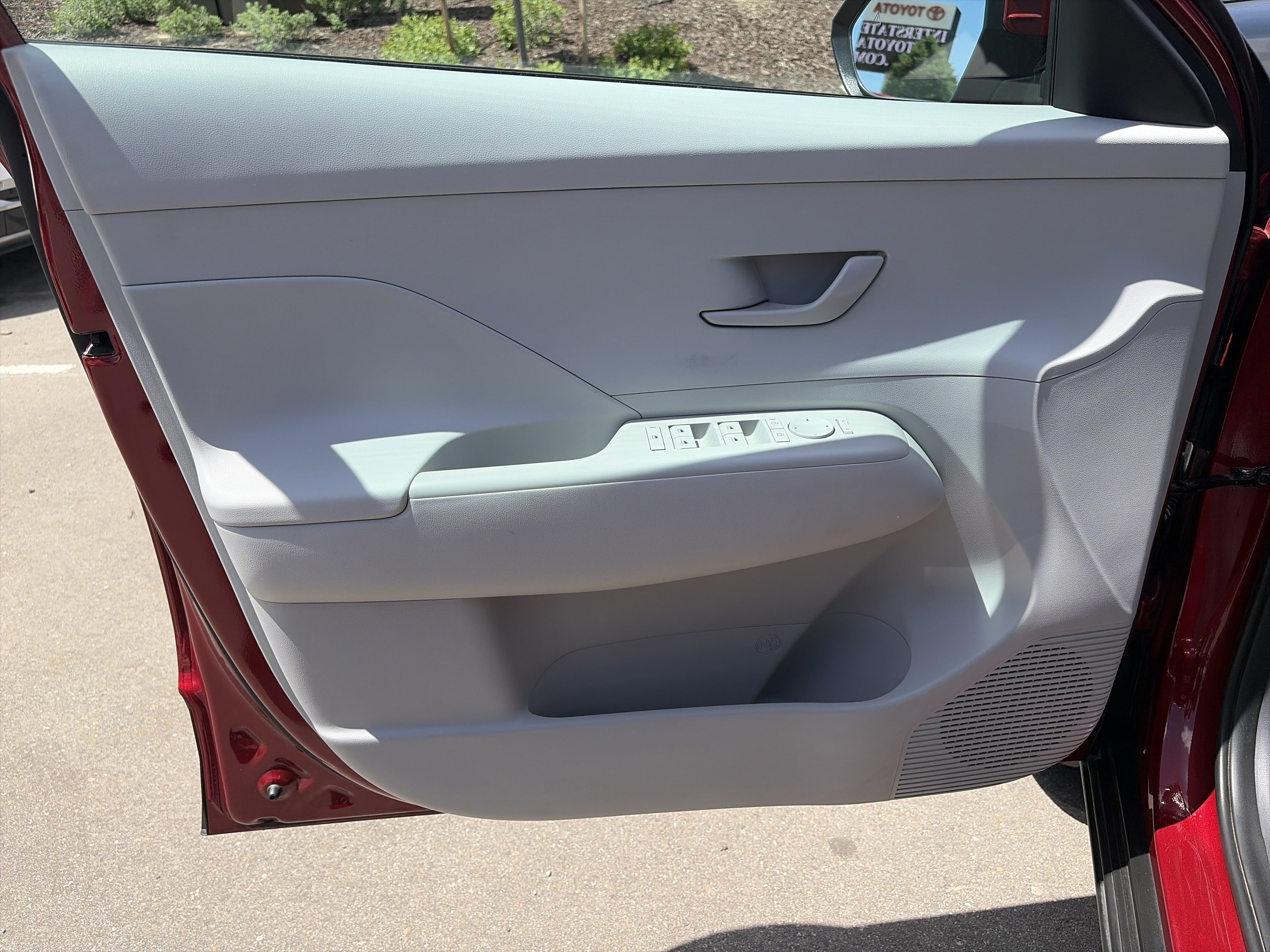 Certified 2024 Hyundai Kona SEL AWD/4WD image 10
