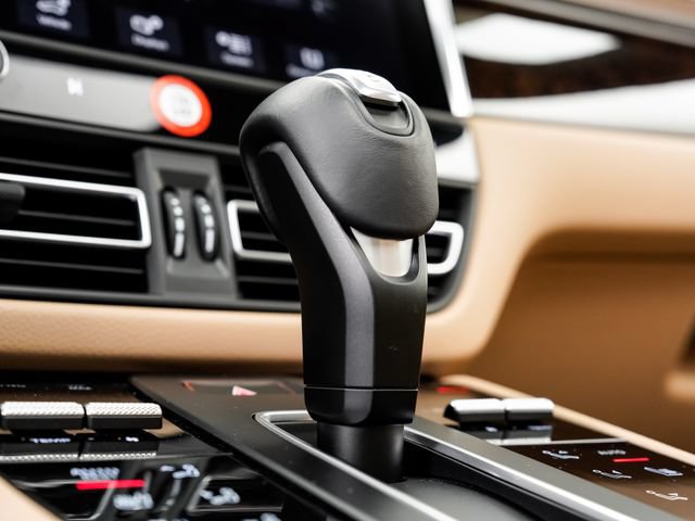 Certified 2026 Porsche Macan AWD/4WD image 22