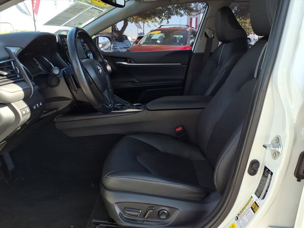 Used 2023 Toyota Camry XSE image 14