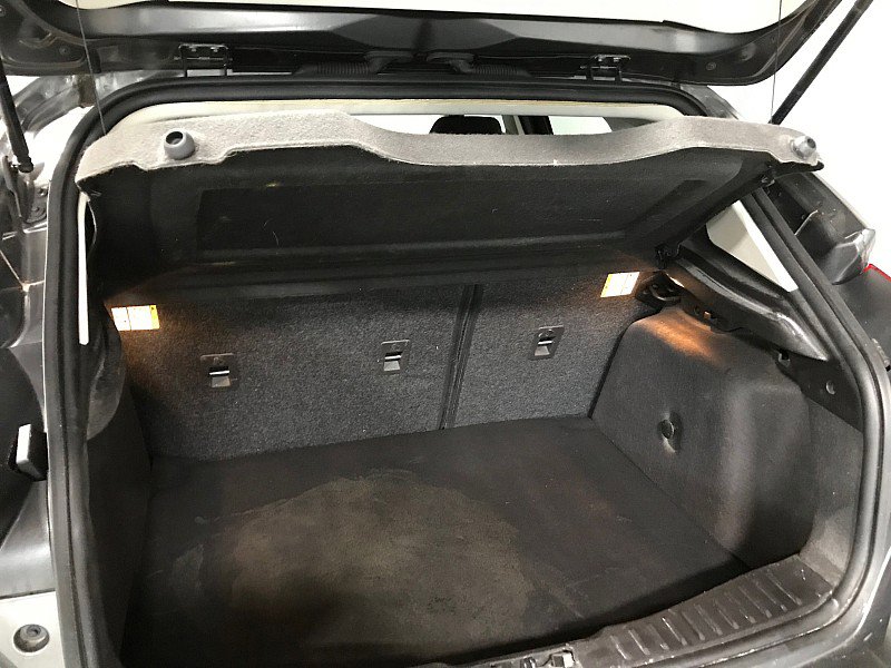 Used 2017 Ford Focus SE image 30