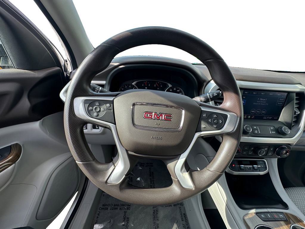 Used 2022 GMC Acadia SLE image 12