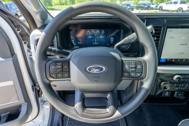 New 2026 Ford F350 XLT w/ XLT Premium Package AWD/4WD image 31