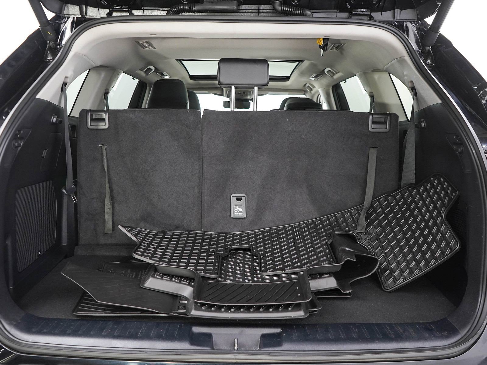 Used 2024 Toyota Highlander Platinum AWD/4WD image 9