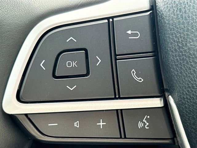 Used 2024 Toyota Grand Highlander Limited image 39