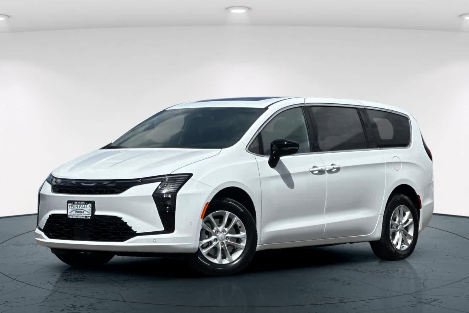 New 2027 Chrysler Pacifica Select w/ Family Tech Group