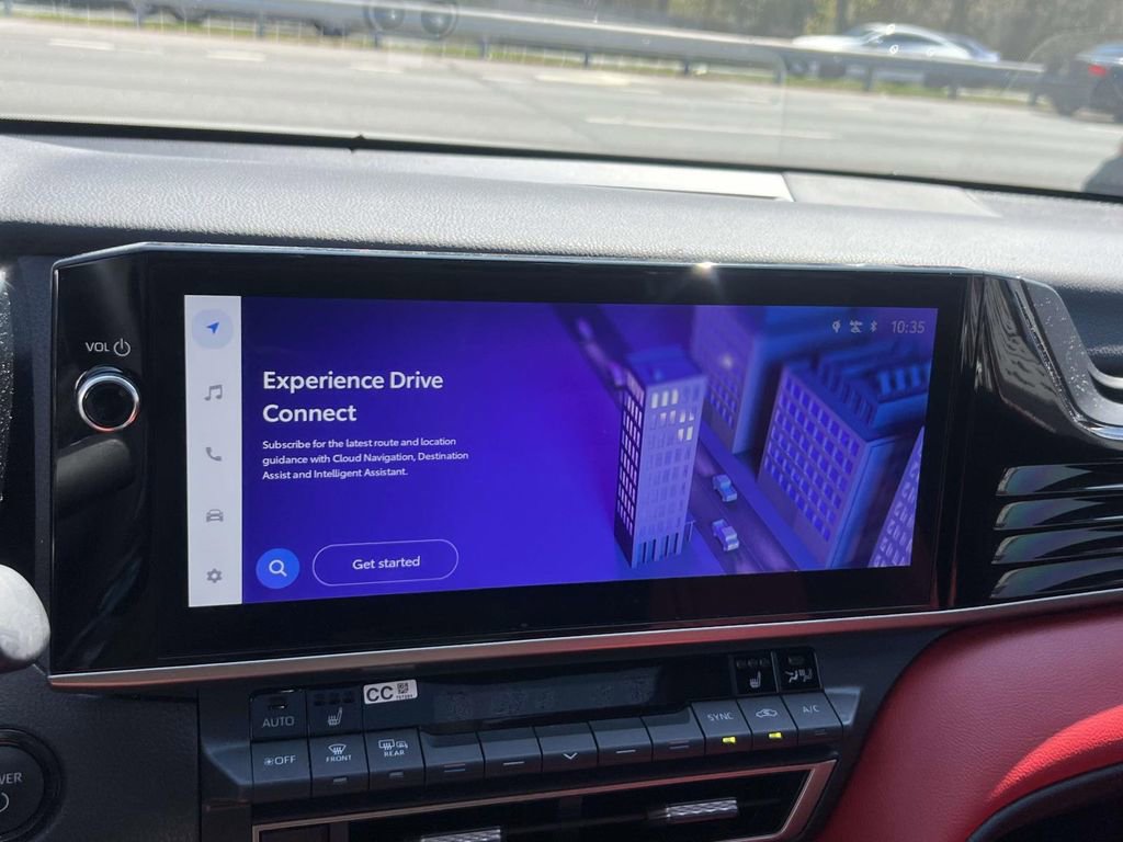 Used 2025 Toyota Camry LE AWD/4WD image 29