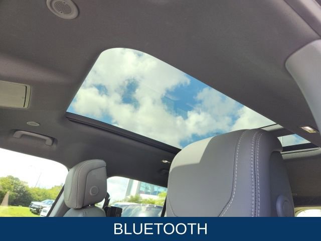 Used 2022 Land Rover Defender 110 X-Dynamic HSE image 6