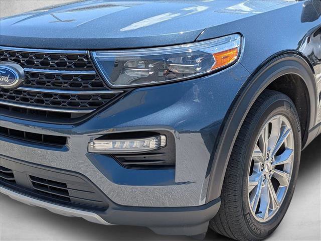 Used 2023 Ford Explorer XLT w/ Equipment Group 202A AWD/4WD image 7