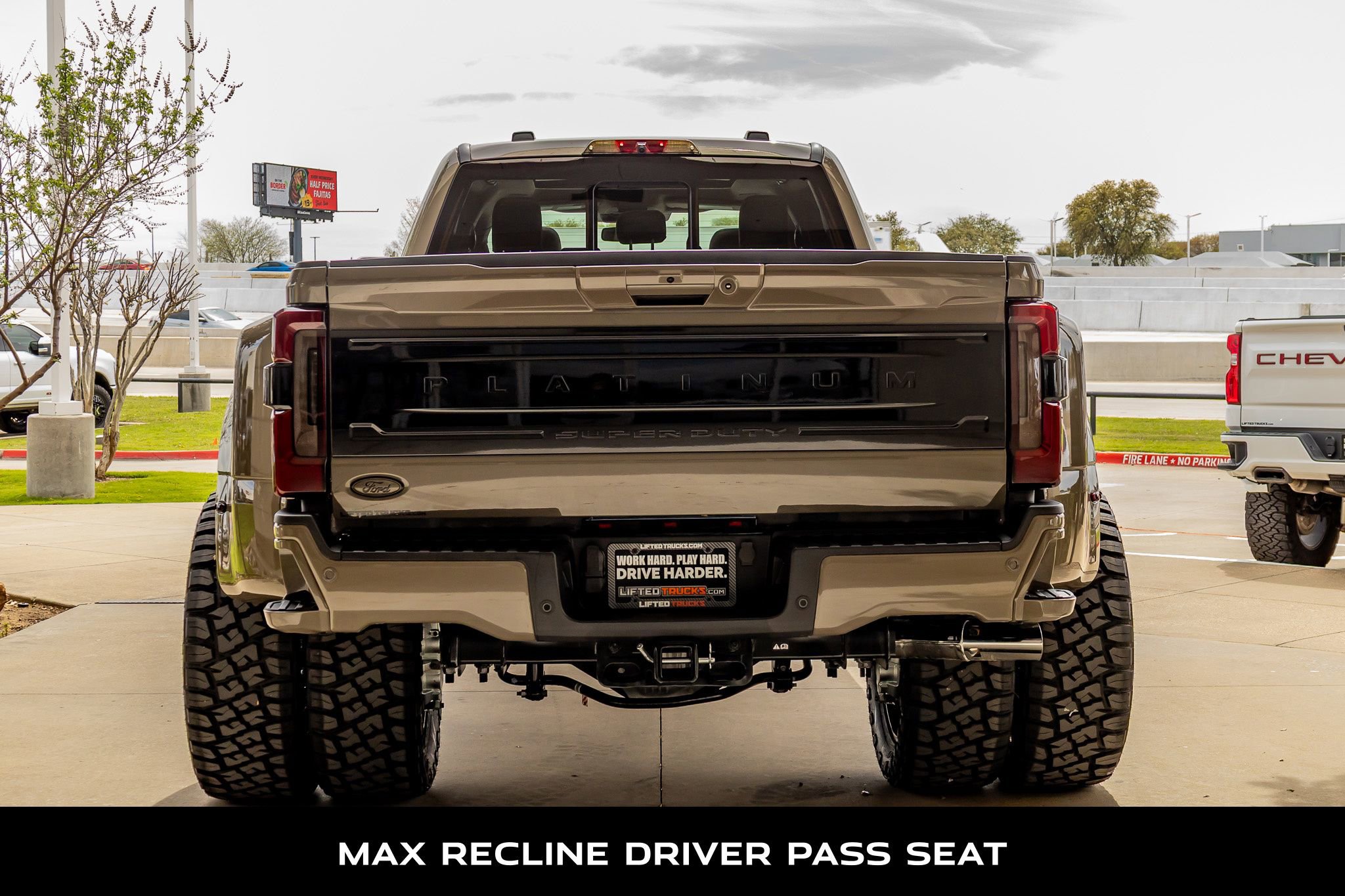 Used 2026 Ford F450 Platinum w/ Platinum Plus Package image 8