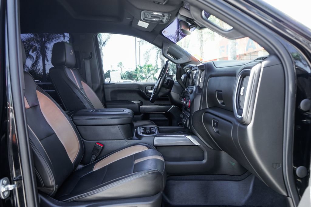 Used 2021 Chevrolet Silverado 2500 LTZ w/ Carhartt Edition image 43