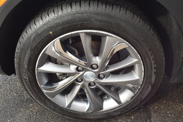 Used 2020 Buick Encore GX Essence w/ Experience Buick Package image 48