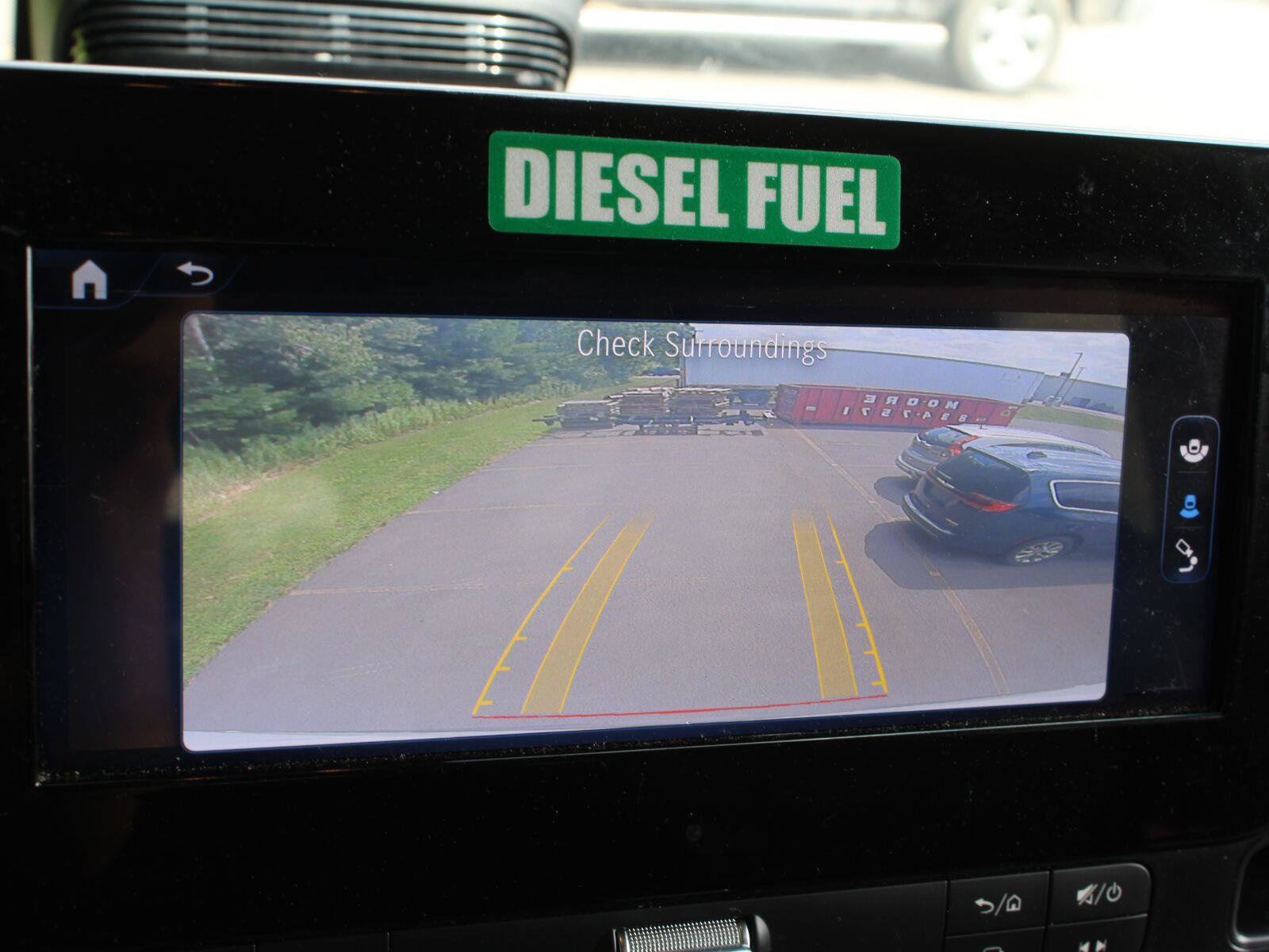 Used 2025 Mercedes-Benz Sprinter 2500 image 19