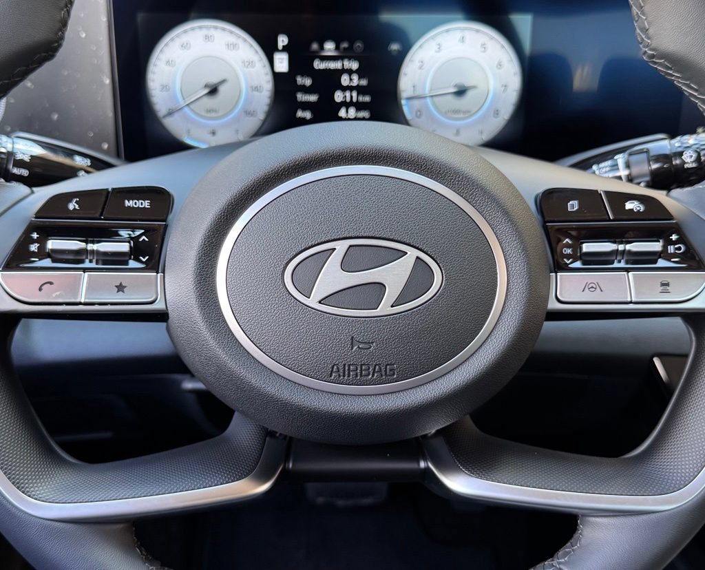 New 2026 Hyundai Elantra Limited FWD image 7