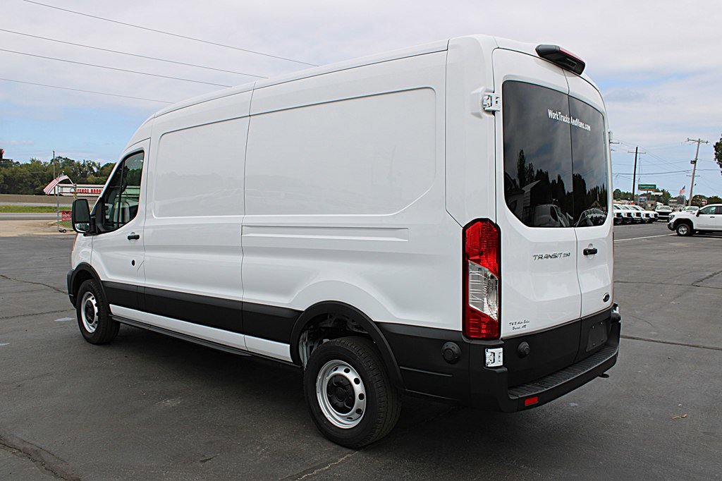 Used 2024 Ford Transit 250 148 Medium Roof w/ Load Area Protection Package image 5