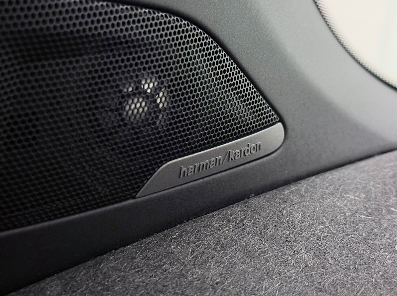 Used 2017 BMW i3 w/ Range Extender image 40