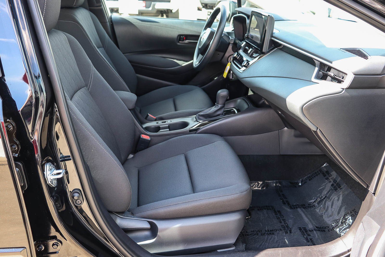 Certified 2025 Toyota Corolla LE image 16