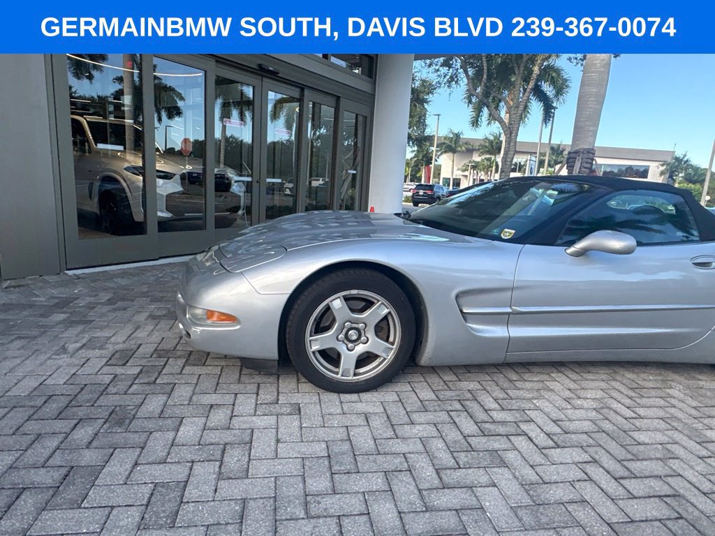 Used 1999 Chevrolet Corvette Convertible RWD image 4