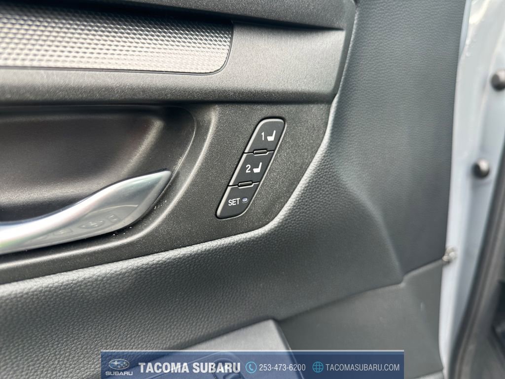 Used 2025 Honda CR-V Sport-L image 26