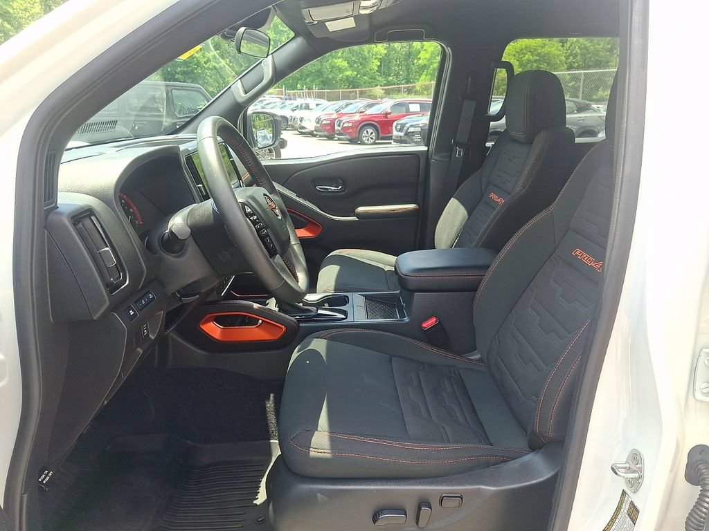 Certified 2025 Nissan Frontier PRO-4X w/ Pro Convenience Package AWD/4WD image 14